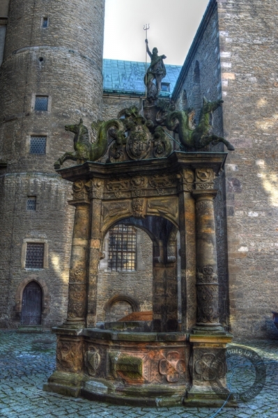 Neptunbrunnen im Schloss Merseburg