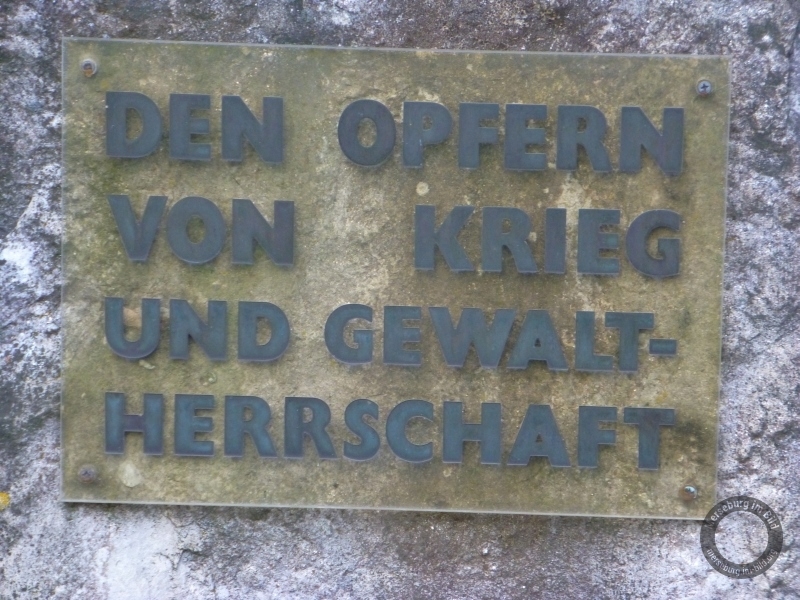 Gedenkanlage für die Kriegs- und Bombenopfer auf dem Stadtfriedhof in in Merseburg