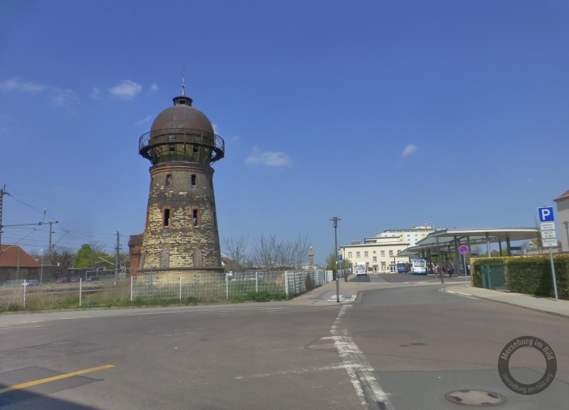 Wasserturm am Bahnhof in Merseburg im Saalekreis