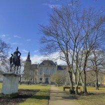 Reiterdenkmal Friedrich Wilhelm III. im Schlosspark in Merseburg