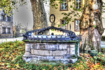 Dombrunnen